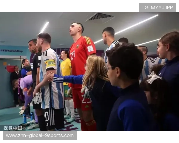 世界杯期间出现多起暖心场景,媒体汇总报道,世界杯的话题 世界杯期间出现多起暖心场景,媒体汇总报道,世界杯的话题