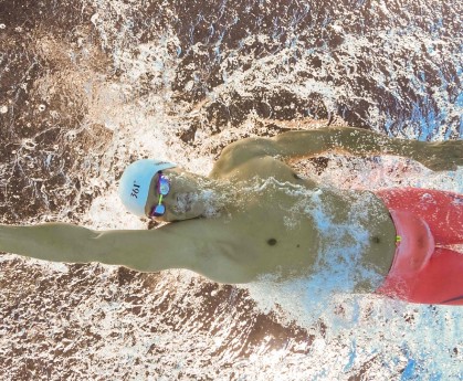 九游app下载中心-25岁曼联弃将安东尼拿下10分+MVP：轰两世界波+妙传，太强悍了，安东尼泰勒执法曼联的比赛